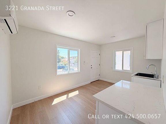 2nd image of 3221 Granada St