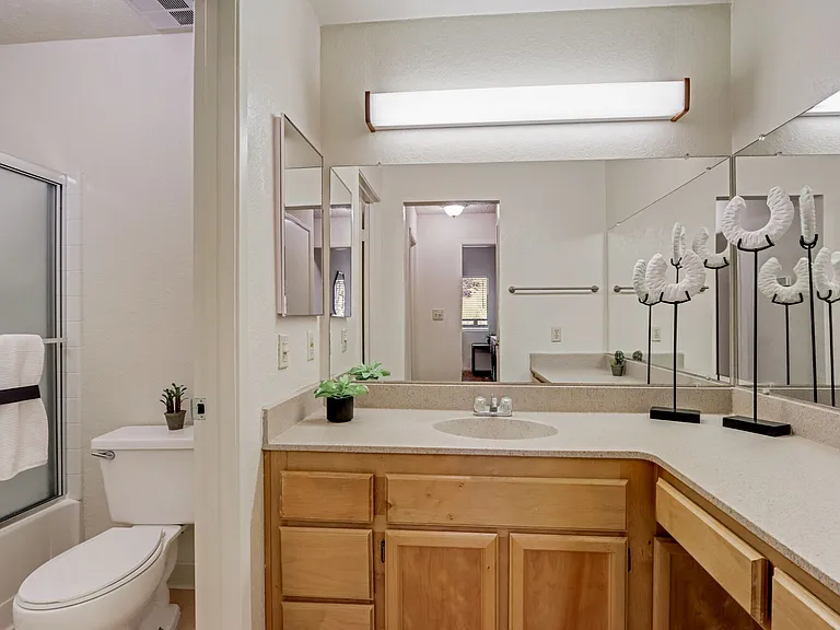 Ardenwood Forest Rental Condos — Photo 21