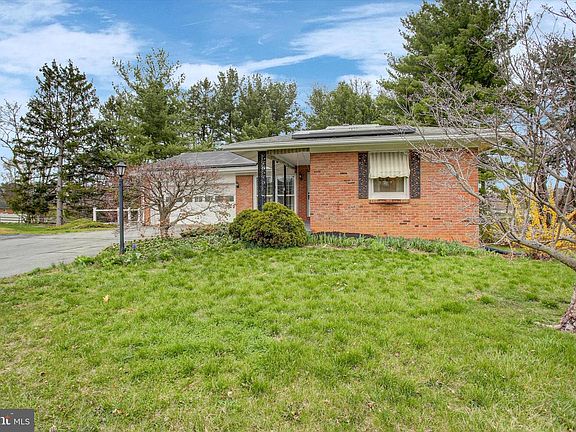 3rd image of 18514 Indian Cottage Rd