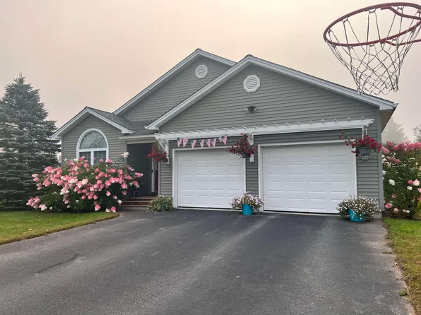 12 Countryside Circle, Barre Town, VT 05641
