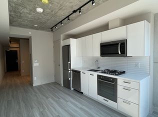 458 Richmond St W #406-C01, Toronto, ON M5V 0S9