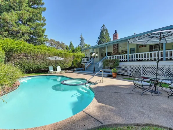 15069 Robles Grandes Dr, Rancho Murieta, CA 95683