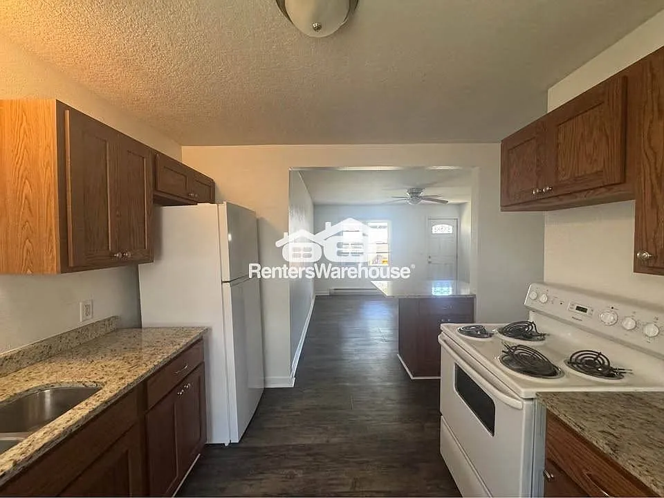 510 N 6th Ave E #2