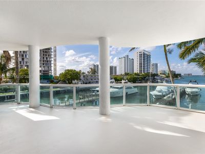 7914 Harbor Island Dr APT 205, North Bay Village, FL, 33141