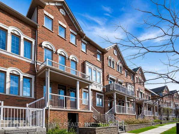 180 Howden Blvd #39, Brampton, ON L6S 0E6
