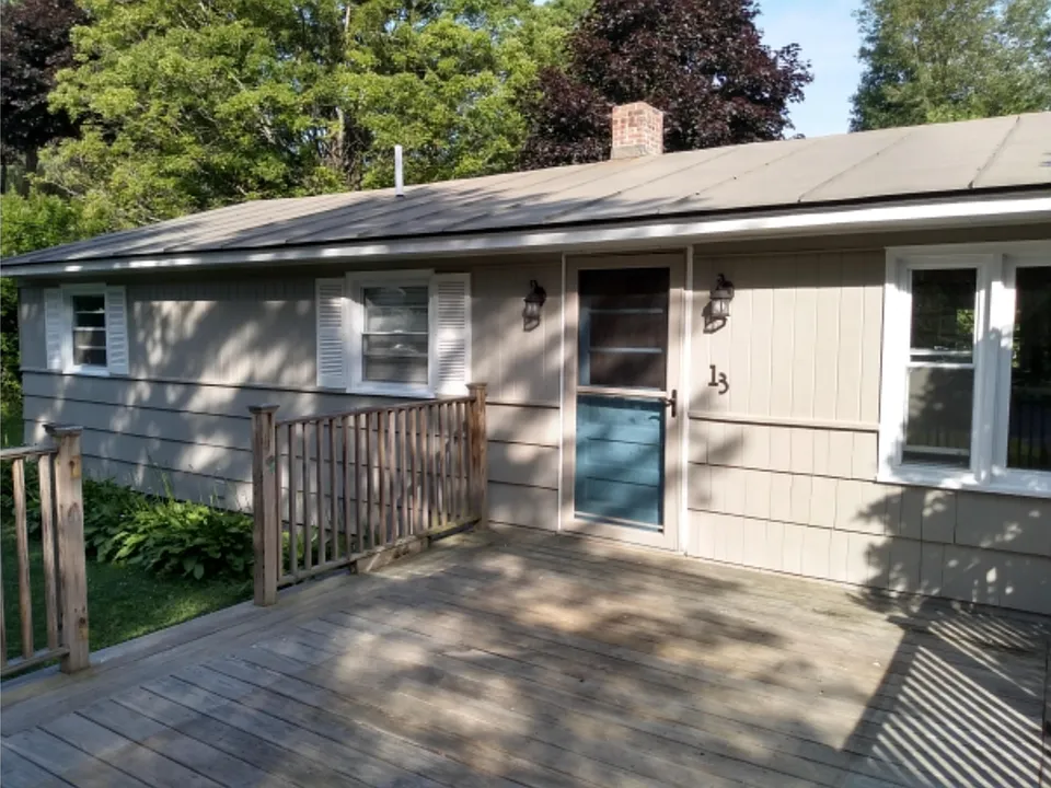 13 Jones Ave