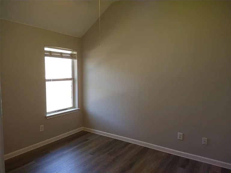 8706 Priest River Dr — Photo 5