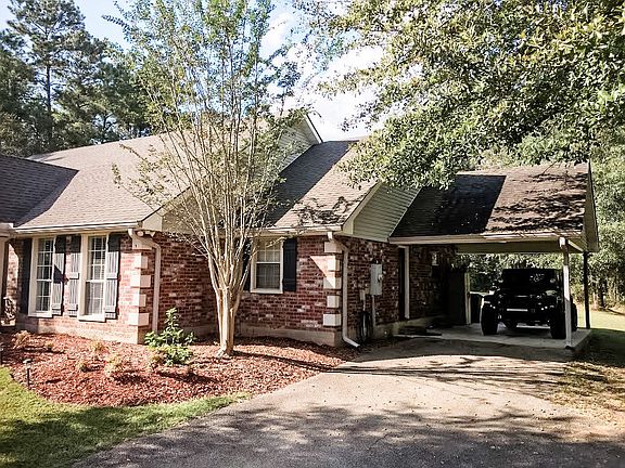 4th image of 71 Lakeside Dr