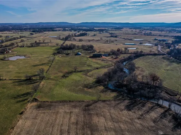 Gibb Whitmire Rd, Prairie Grove, AR 72753