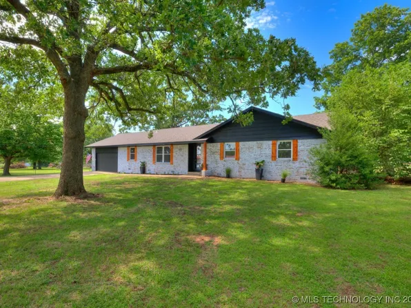 701 W 41st St, Sand Springs, OK 74063