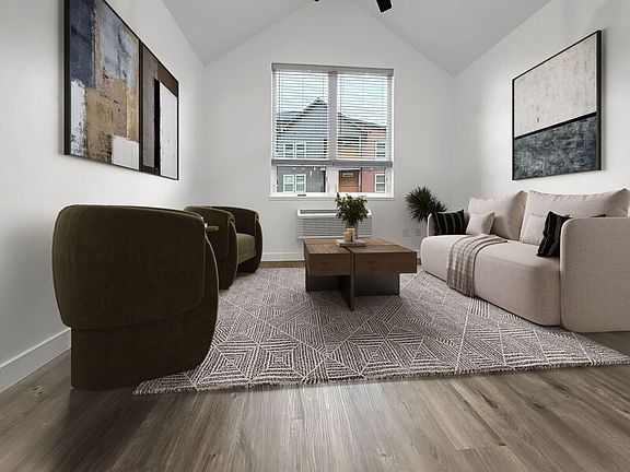 4th image of 446 Michigan Ave #3