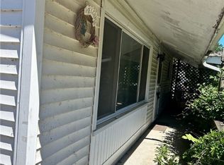 576 High Bridge Rd, Vermilion, OH 44089