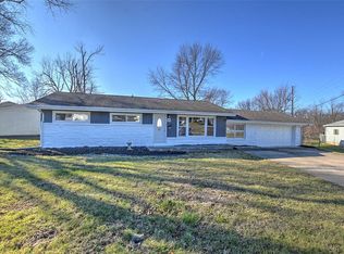 1135 N Westlawn Ave, Decatur, IL 62522