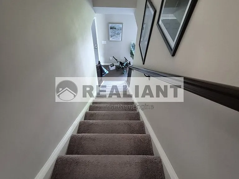 10513 Greenbrook Dr — Photo 9
