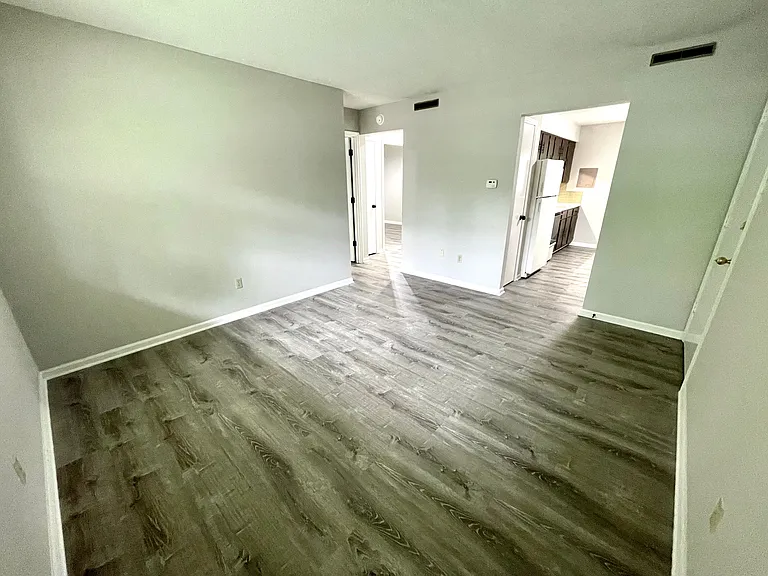 4515 W Millbrook Dr #C — Photo 3
