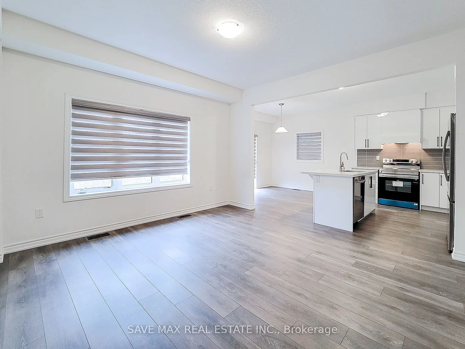 4 bed, $2,900 — Photo 2