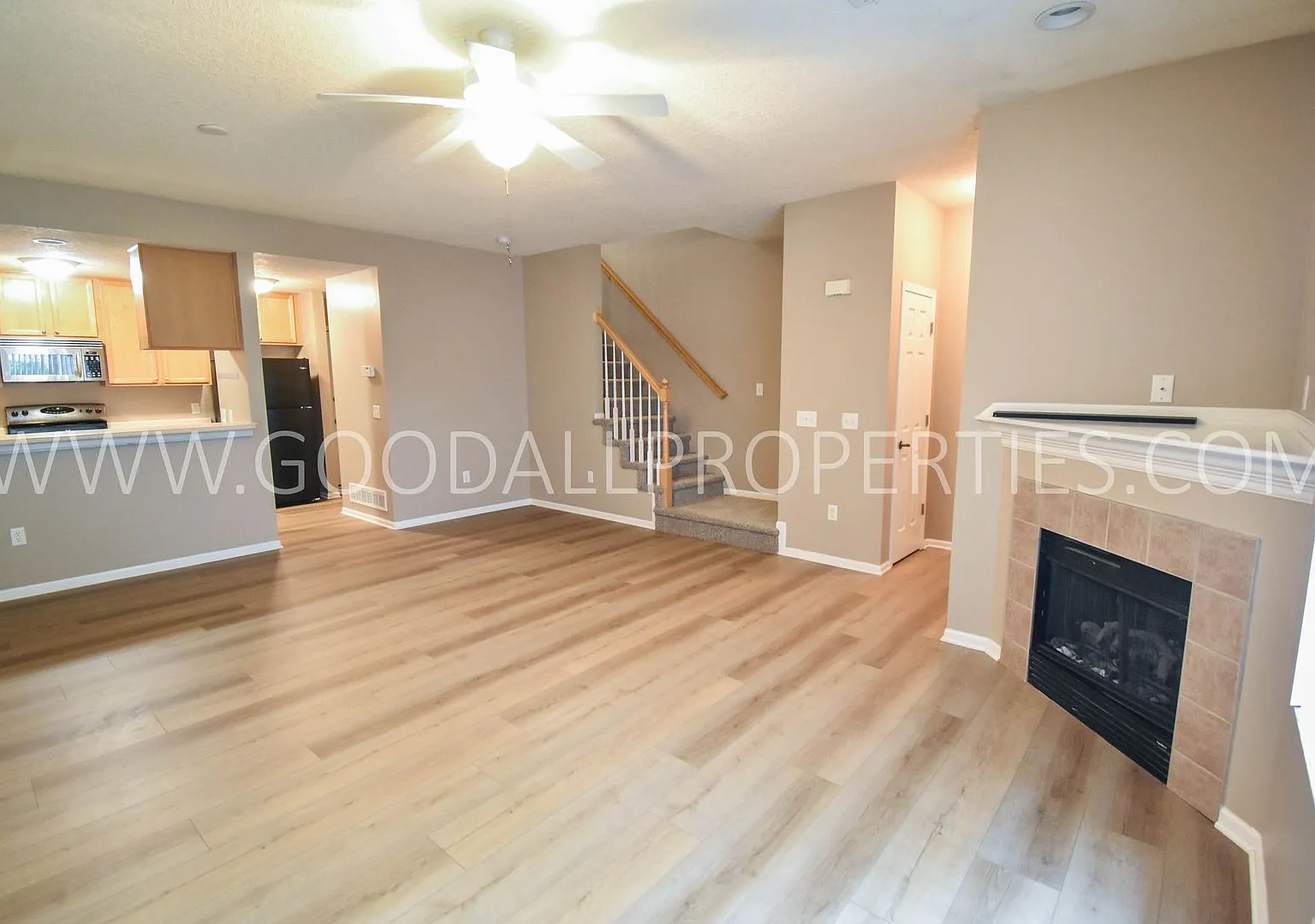 3 Bedroom Townhome in West Des Moines | Waukee Schools — Photo 3
