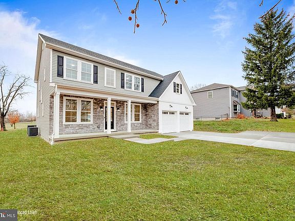 2nd image of 866 Hulmeville Rd