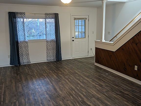 4th image of 19 Tenandaho Ln
