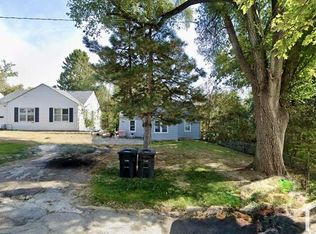 7117 N 33rd St, Omaha, NE 68112