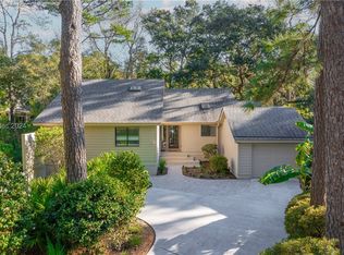 19 Dewberry Ln, Hilton Head Island, SC 29928