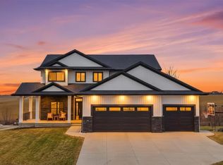 300 Dogwood Ln, Tiffin, IA 52340