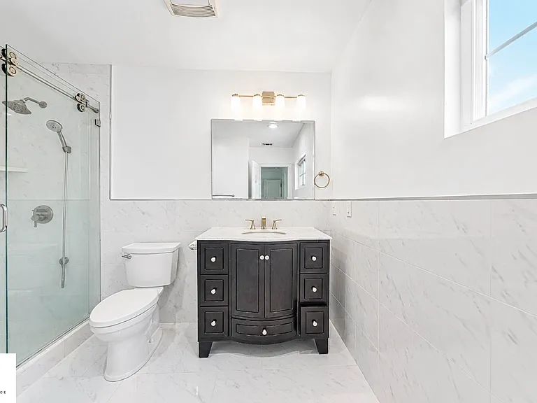 4854 Halkett Ave — Photo 8