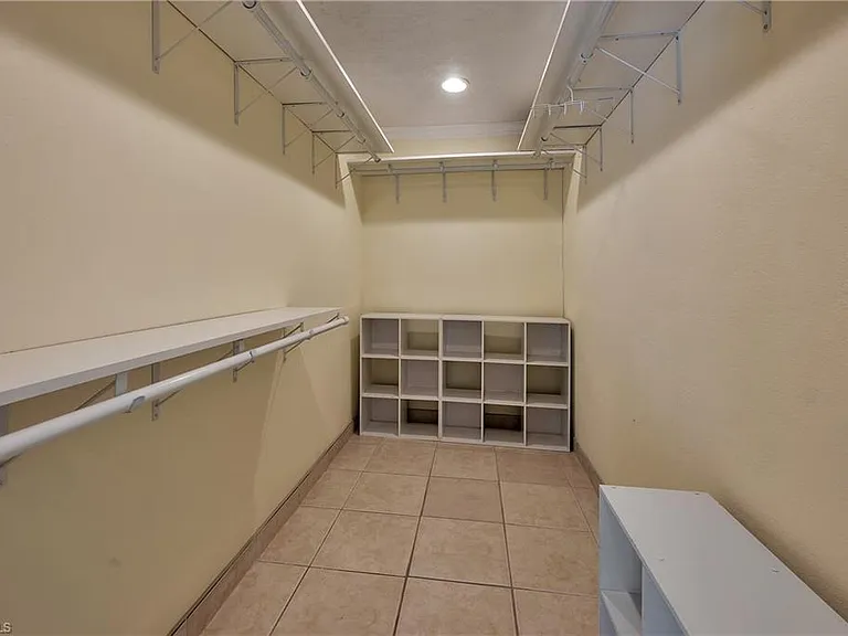 639 S Pompano Dr — Photo 20
