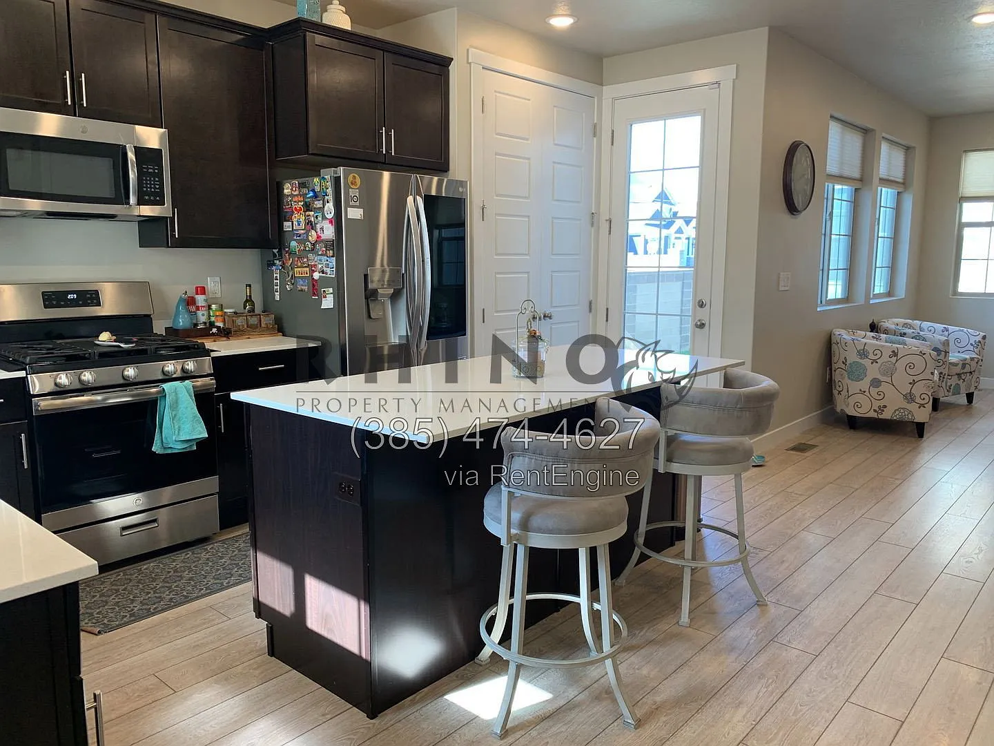 3 bed, 2.5 bath, 2980 sqft, $2,415 — Photo 2