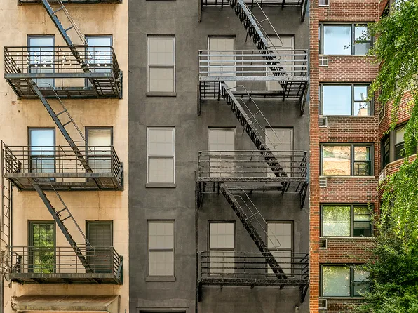 333 East 52nd Street 1 image 1 of 10