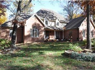 11121 Pinewood Cir, Evansville, IN 47725