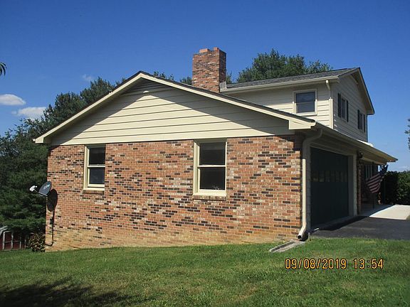 3rd image of 4349 Cleburne Blvd