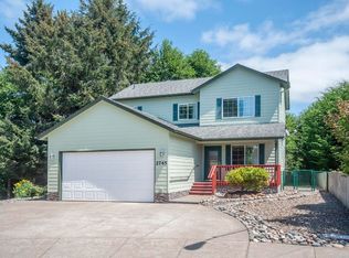 2745 NE 49th Ct, Lincoln City, OR 97367