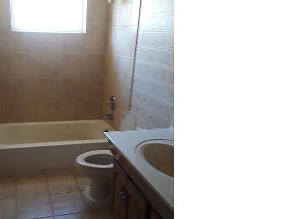 5th image of 6212 Grandville Ave