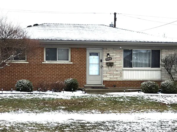 32852 Eiffel Ave, Warren, MI 48088
