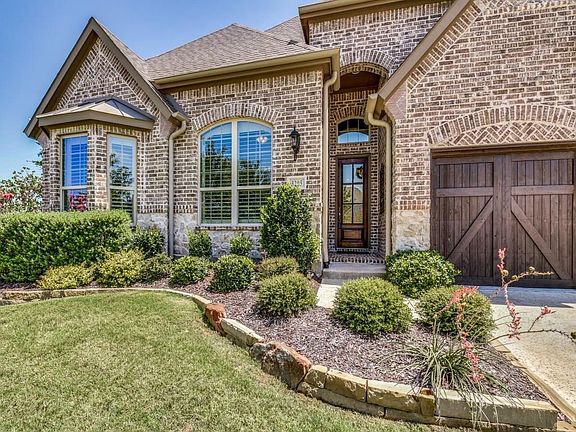 3rd image of 3205 Balmerino Ln