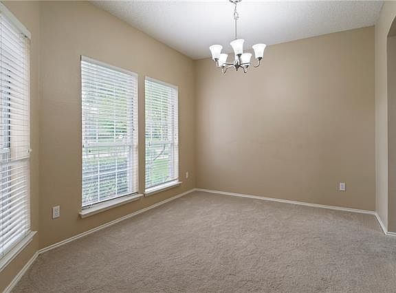 5th image of 3848 Pine Valley Dr