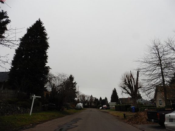 5th image of 6126 Fawcett Ave