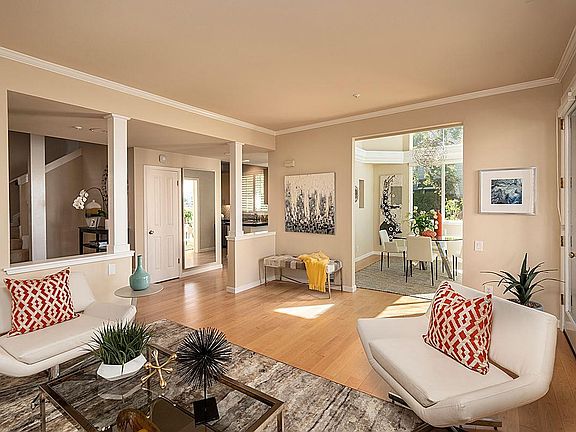 4th image of 702 Mendocino Way