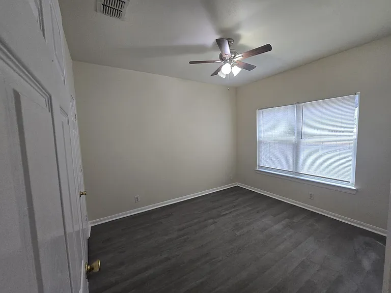 4103 Saint Charles Bay — Photo 11