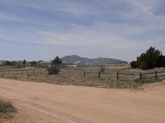 5th image of 1265 Johnson Ln