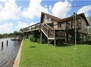 5013 Bayou Bend Dr, Dickinson, TX 77539