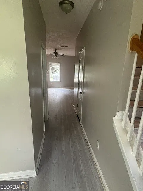 3 bed, 2.5 bath, $1,800 — Photo 3
