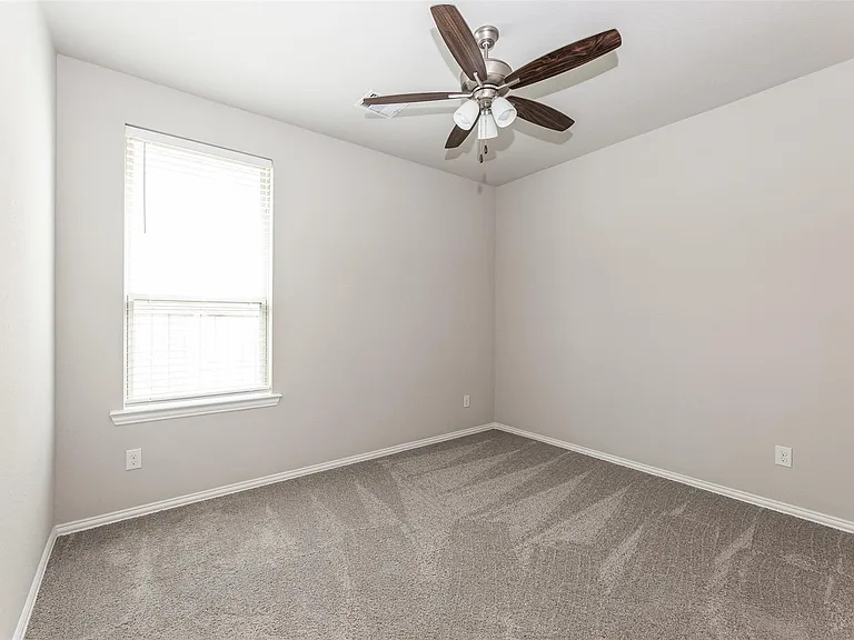 15211 Stuart Bat Cave Ln — Photo 17