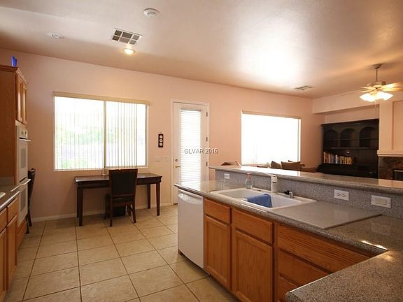 5th image of 973 Coldwater Falls Way #0