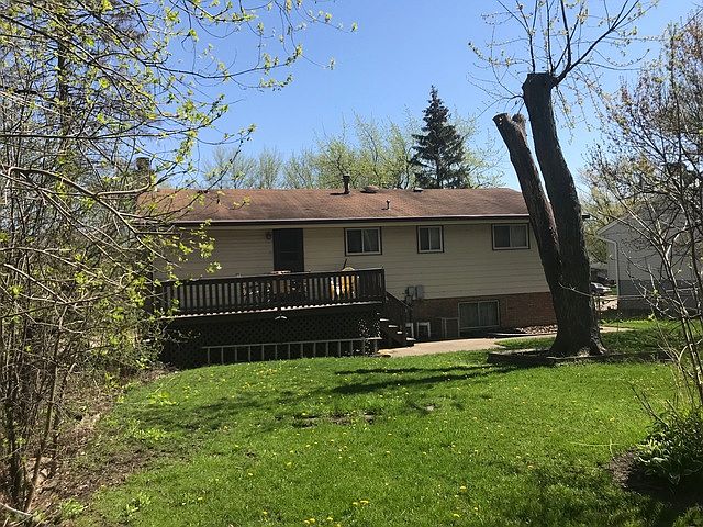 2nd image of 520 Plymouth Ln