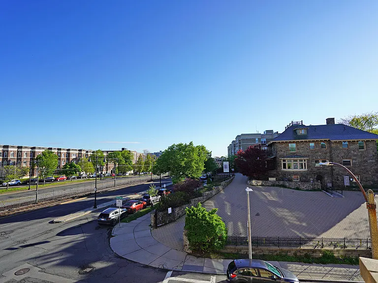1650 Commonwealth Ave #303 — Photo 31