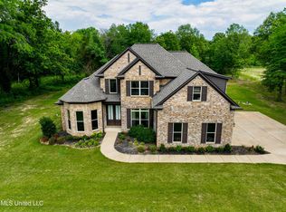 11258 Cedar Point Cv, Hernando, MS 38632