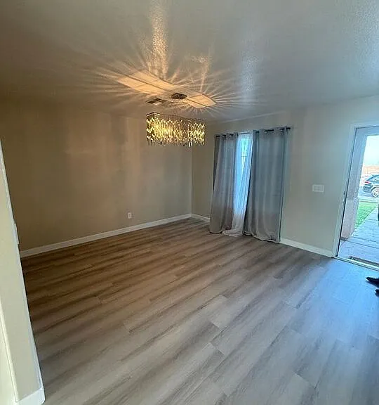 701 E Rivera Ave — Photo 6