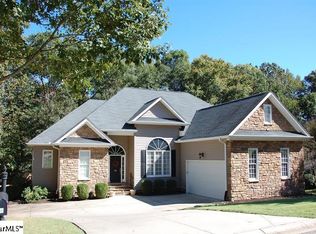 18 Rothesay St, Simpsonville, SC 29681